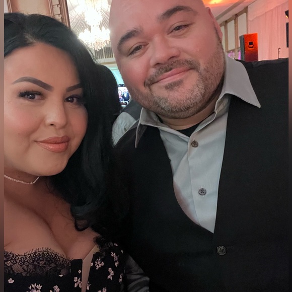 Meet your Posher, Sandra - Picture 1 of 1